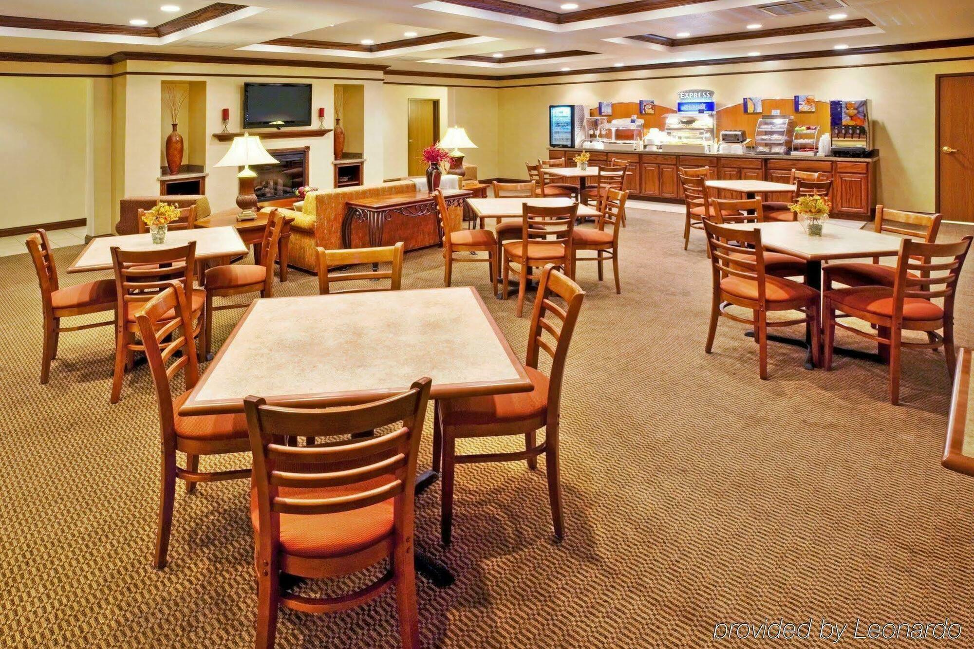 Holiday Inn Express & Suites Jacksonville By Ihg South Jacksonville Luaran gambar